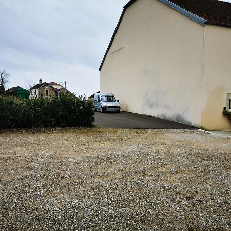 Chez Elodie Pressigny (Haute-Marne) Exterior foto